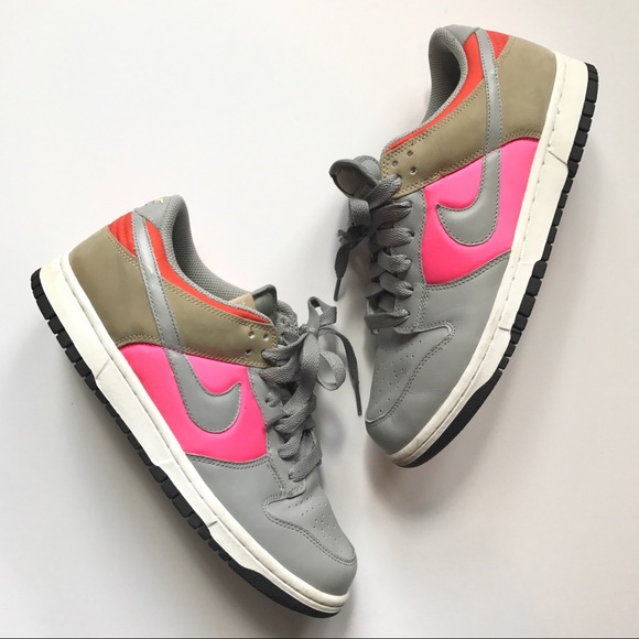 Nike Shoes - Nike Dunk Low SB